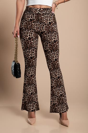 Pantaloni evazati la moda cu imprimeu leopard, bej