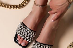 Sandale cu margele decorative, negre