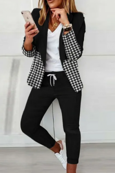 Set pantaloni cu blazer elegant cu imprimeu pepita Estrena, alb/negru