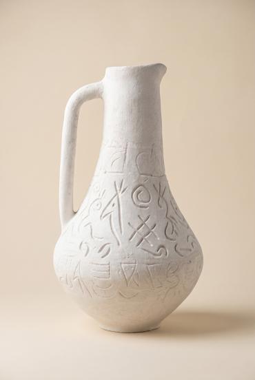 Cana ceramică lucrată manual cu detalii