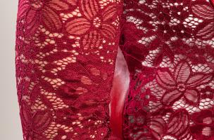 Sacou  din piele artificială cu insertii translucide din dantelă Amalfi, burgundy